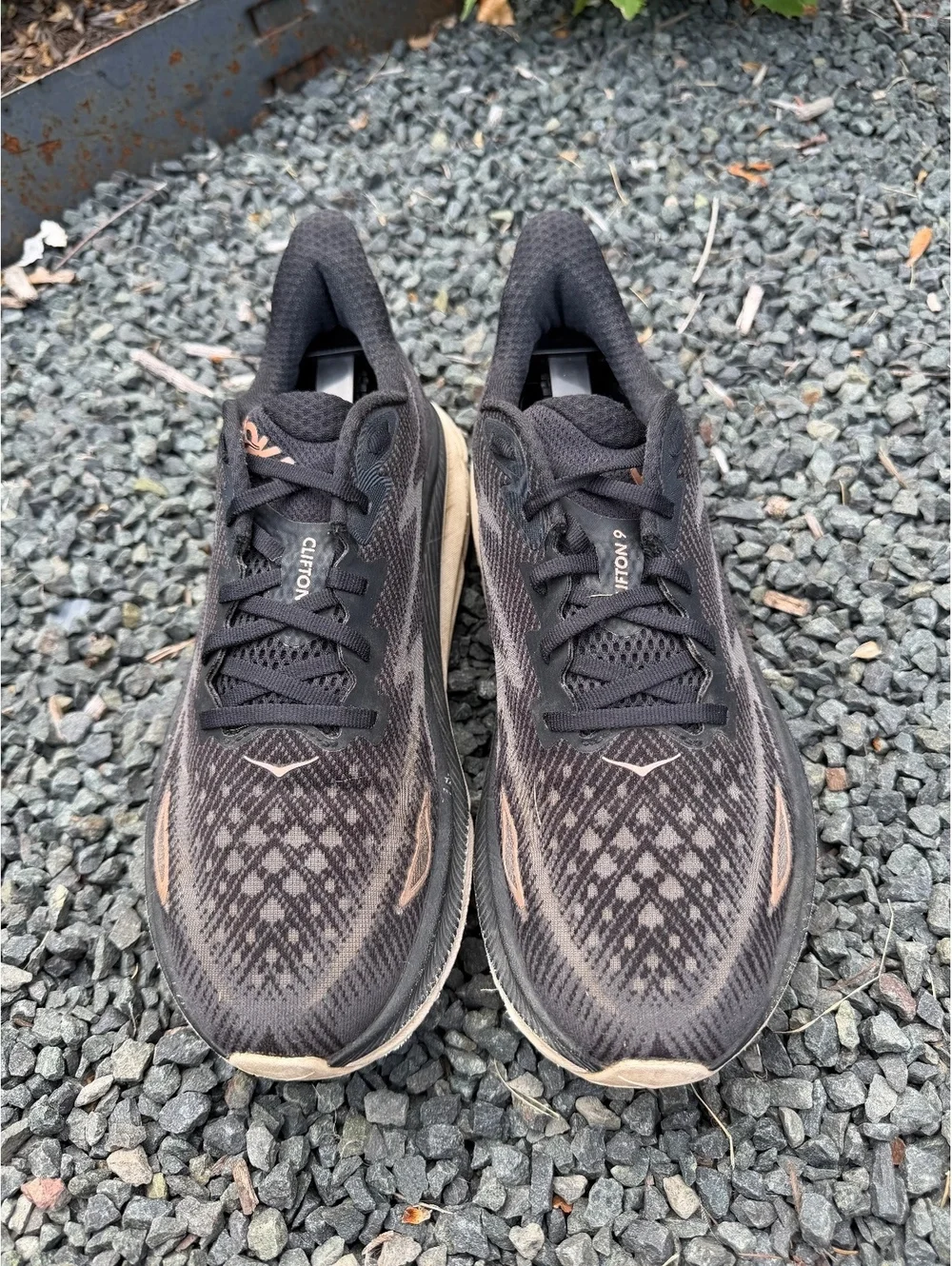 Hoka Clifton 9 Black/Rose Gold Size 10.5W 9M